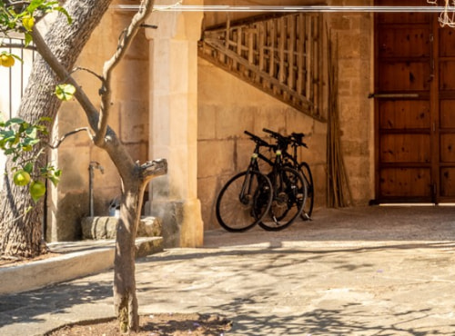 Zona de bicicletas en el hotel Can Tem